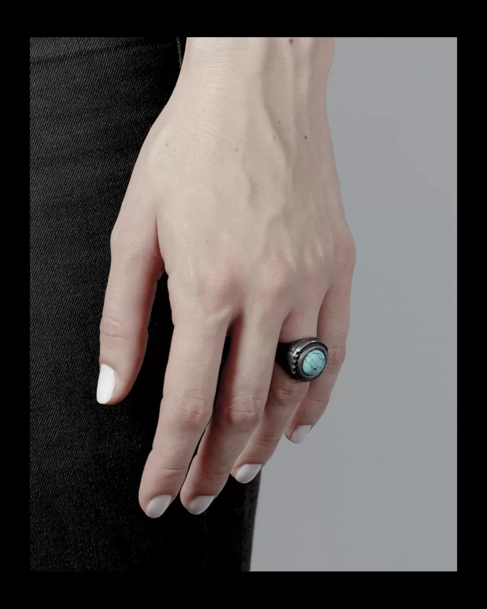 Nove25 Anello Chevalier Fregi Geometrici Turchese