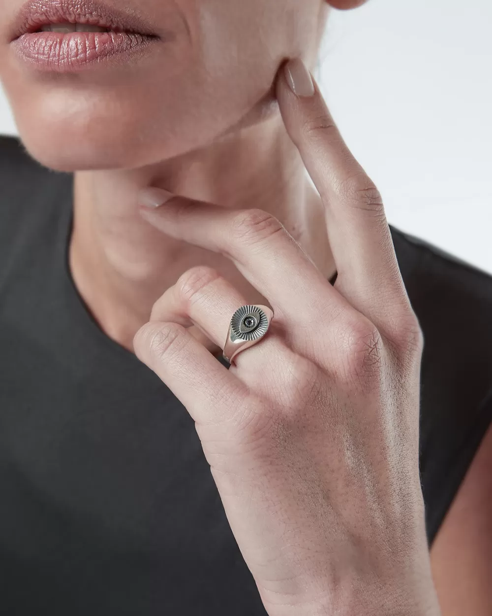 Nove25 Anello Chevalier Terzo Occhio In Argento Con Brillante