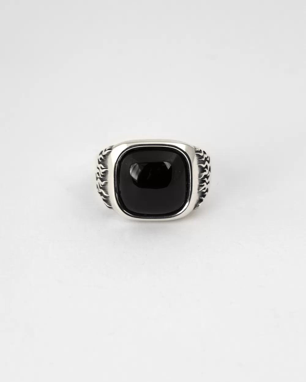 Nove25 Anello Chevalier Vision Of Super Con Pietra Nera
