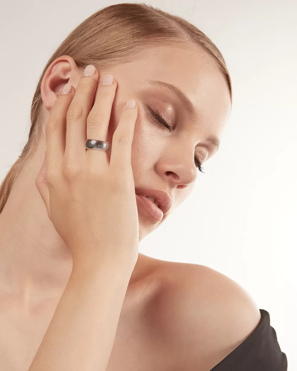 Nove25 Anello Fascia Rigata In Argento