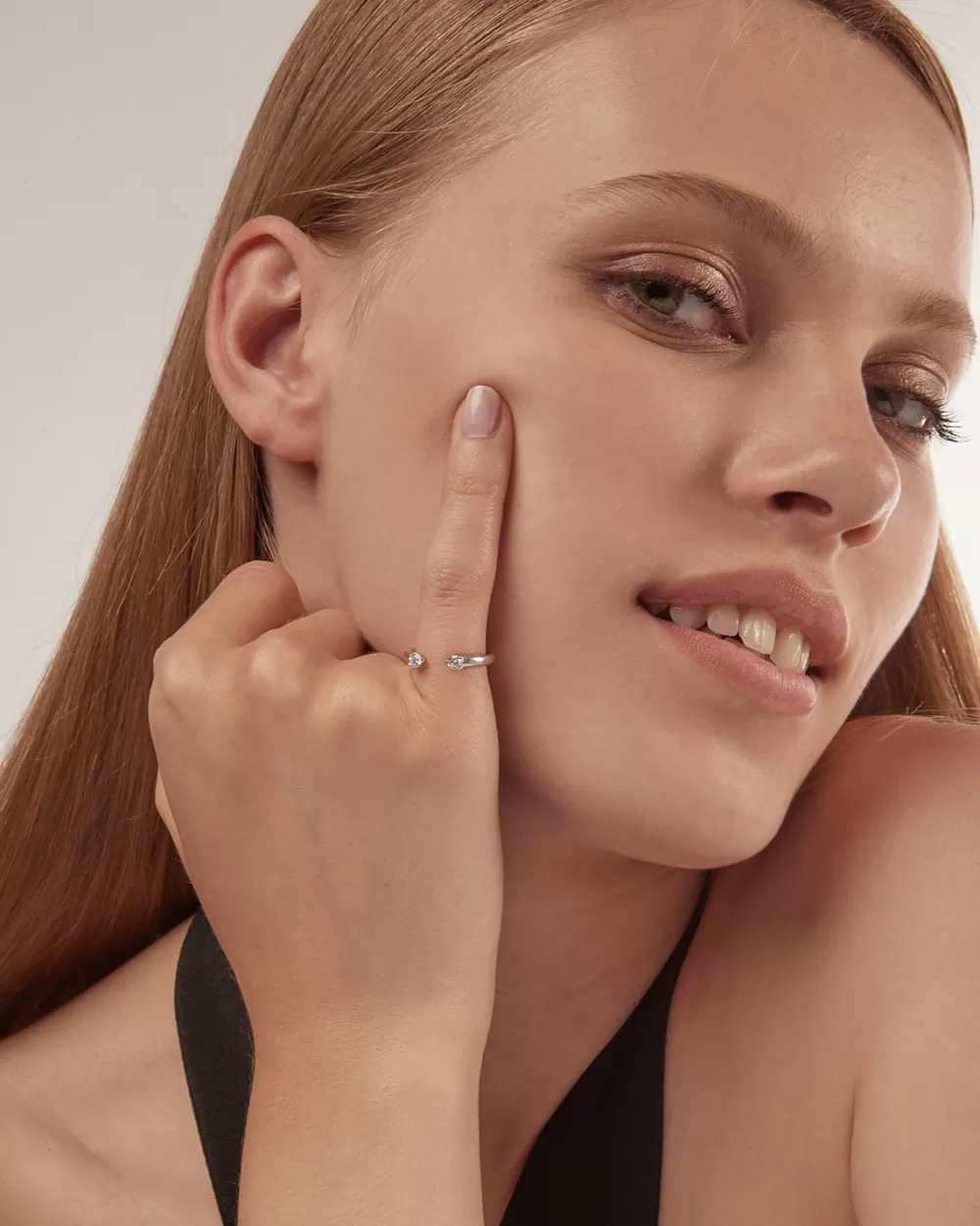 Nove25 Fedina Piercing Bling Link In Argento Con Brillanti