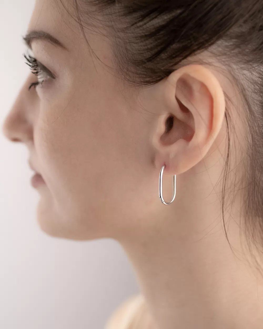 Nove25 Orecchino Singolo Ovale Medio Soft / Rodio Lucido