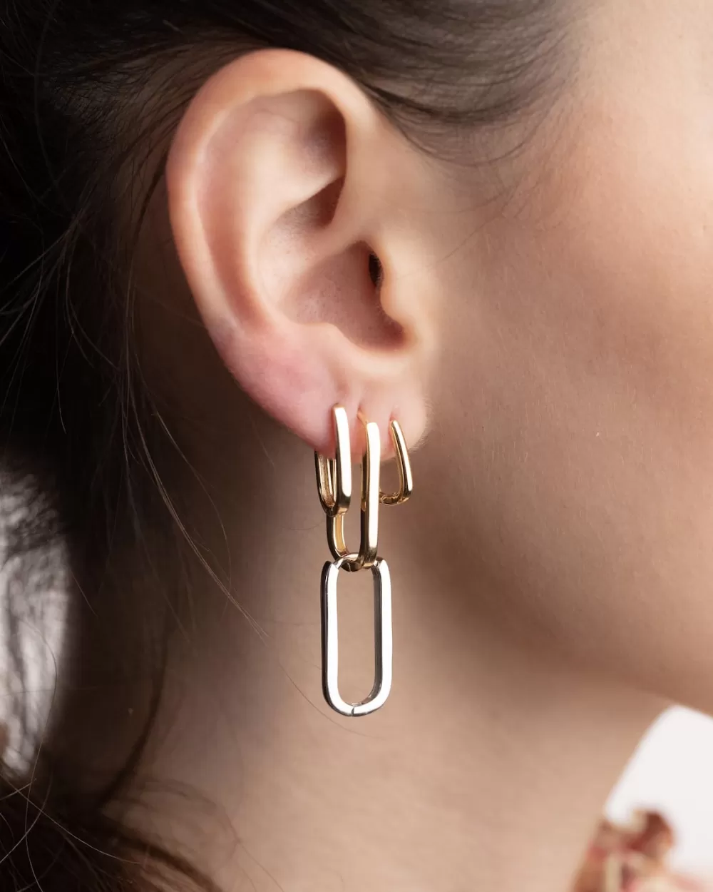 Nove25 Orecchino Singolo Ovale Mini Soft / Oro Giallo Lucido