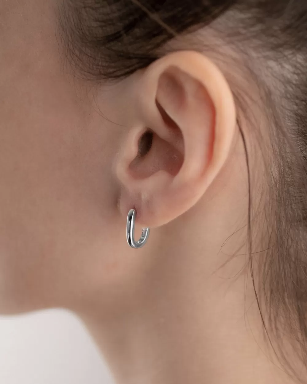 Nove25 Orecchino Singolo Ovale Mini Soft / Rodio Lucido